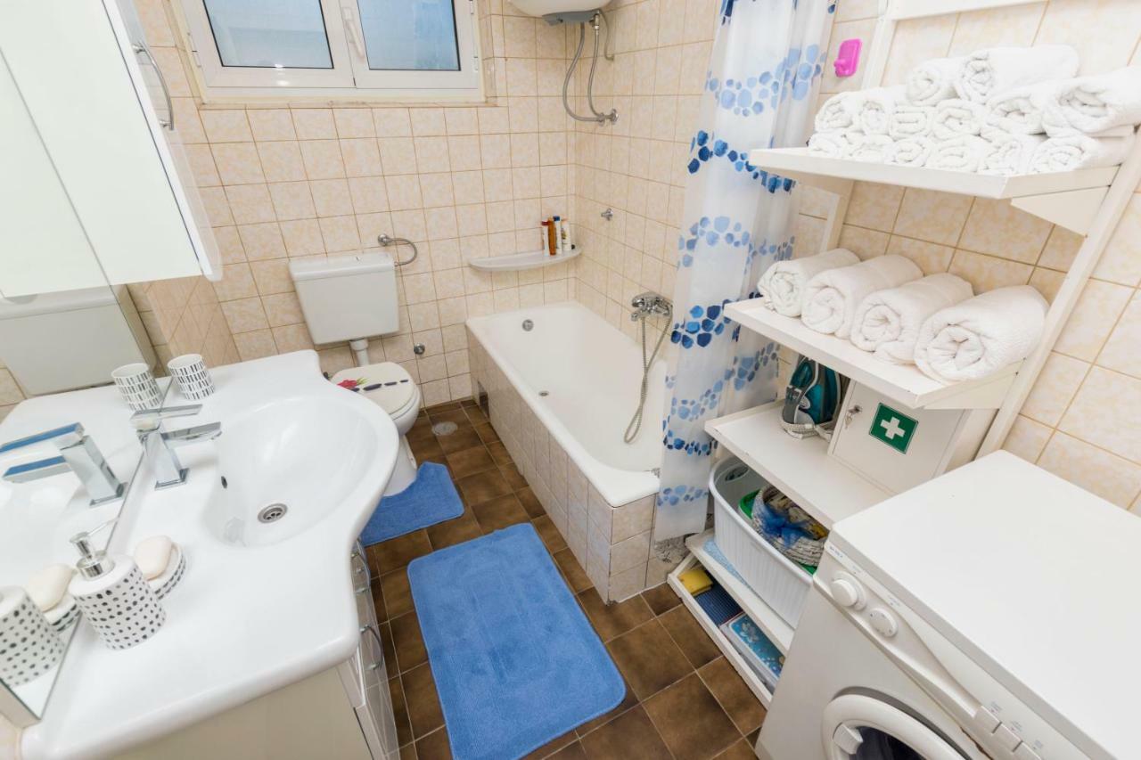 Apartments Babaja Trogir Bagian luar foto