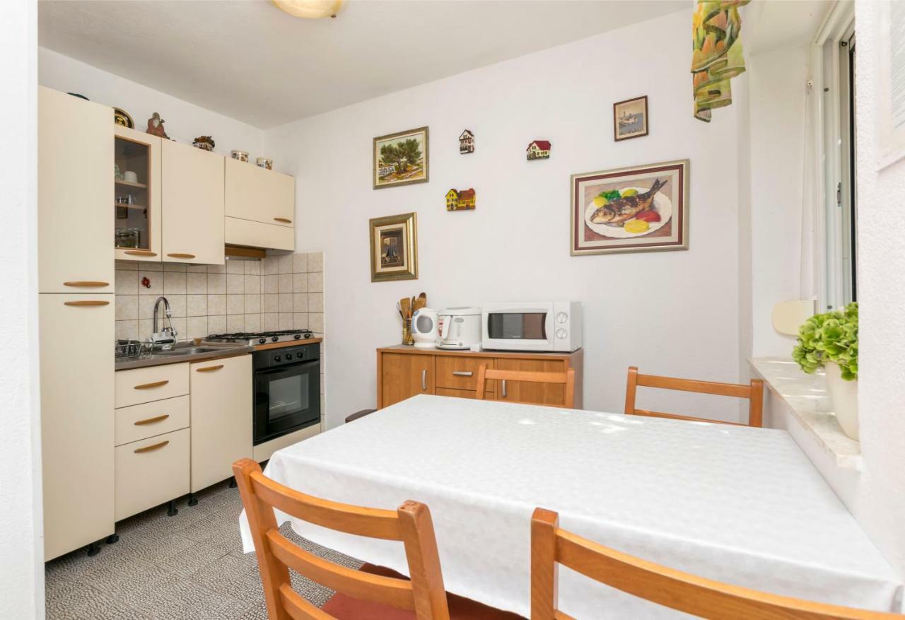 Apartments Babaja Trogir Bagian luar foto