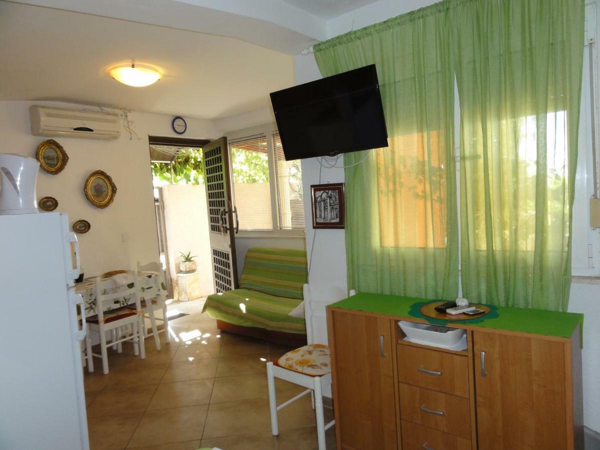 Apartments Babaja Trogir Bagian luar foto